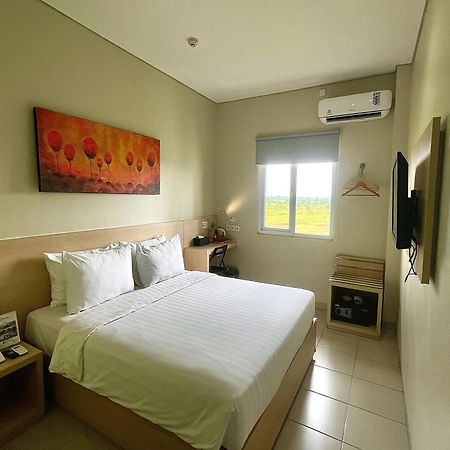 Lemo Hotel Serpong Tangerang Extérieur photo