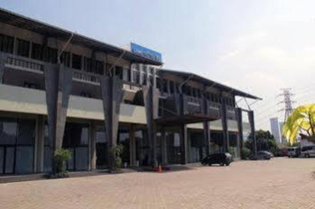 Lemo Hotel Serpong Tangerang Extérieur photo