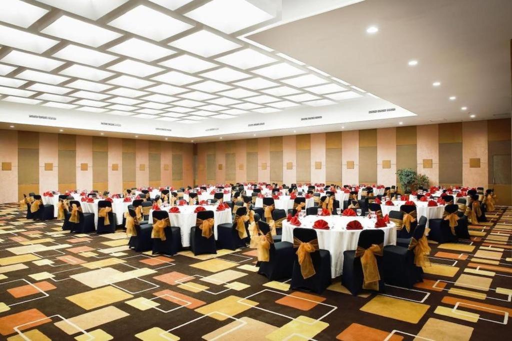 Lemo Hotel Serpong Tangerang Extérieur photo