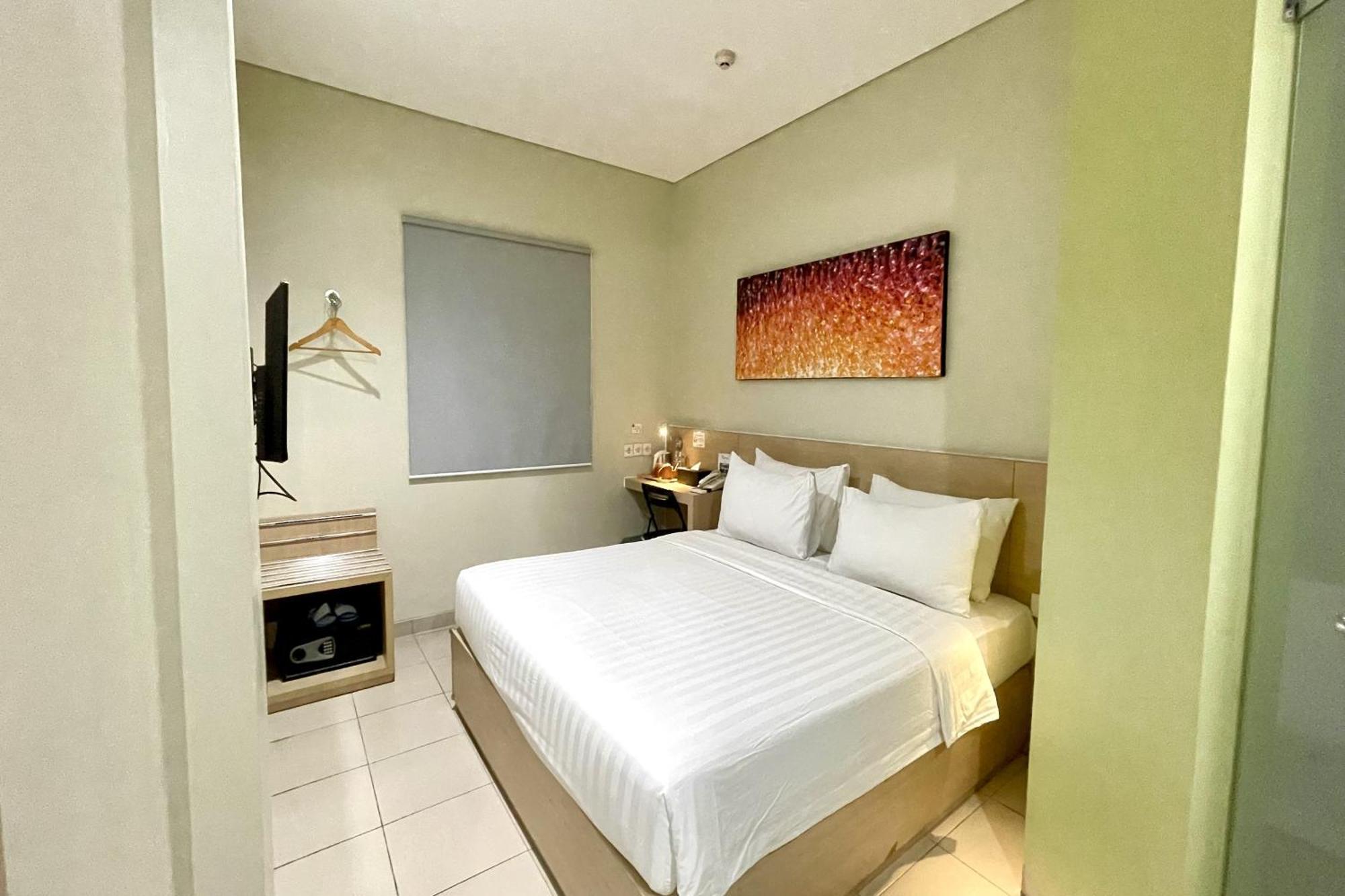 Lemo Hotel Serpong Tangerang Extérieur photo