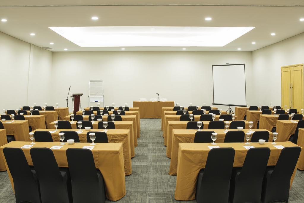 Lemo Hotel Serpong Tangerang Extérieur photo